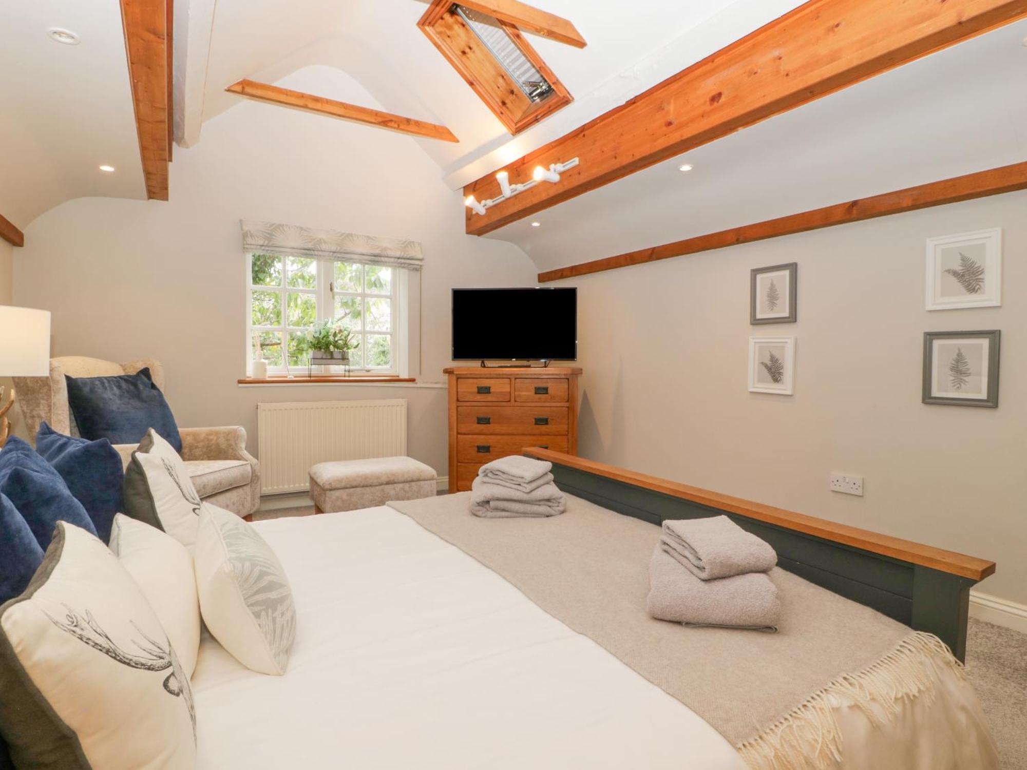 The Coach House Apartment 图克斯伯里 外观 照片